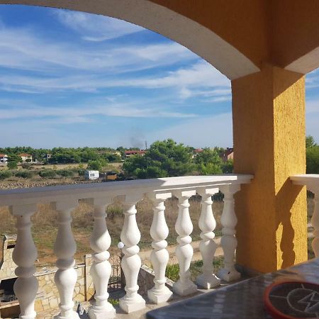 Apartmani Anna Вир Екстер'єр фото